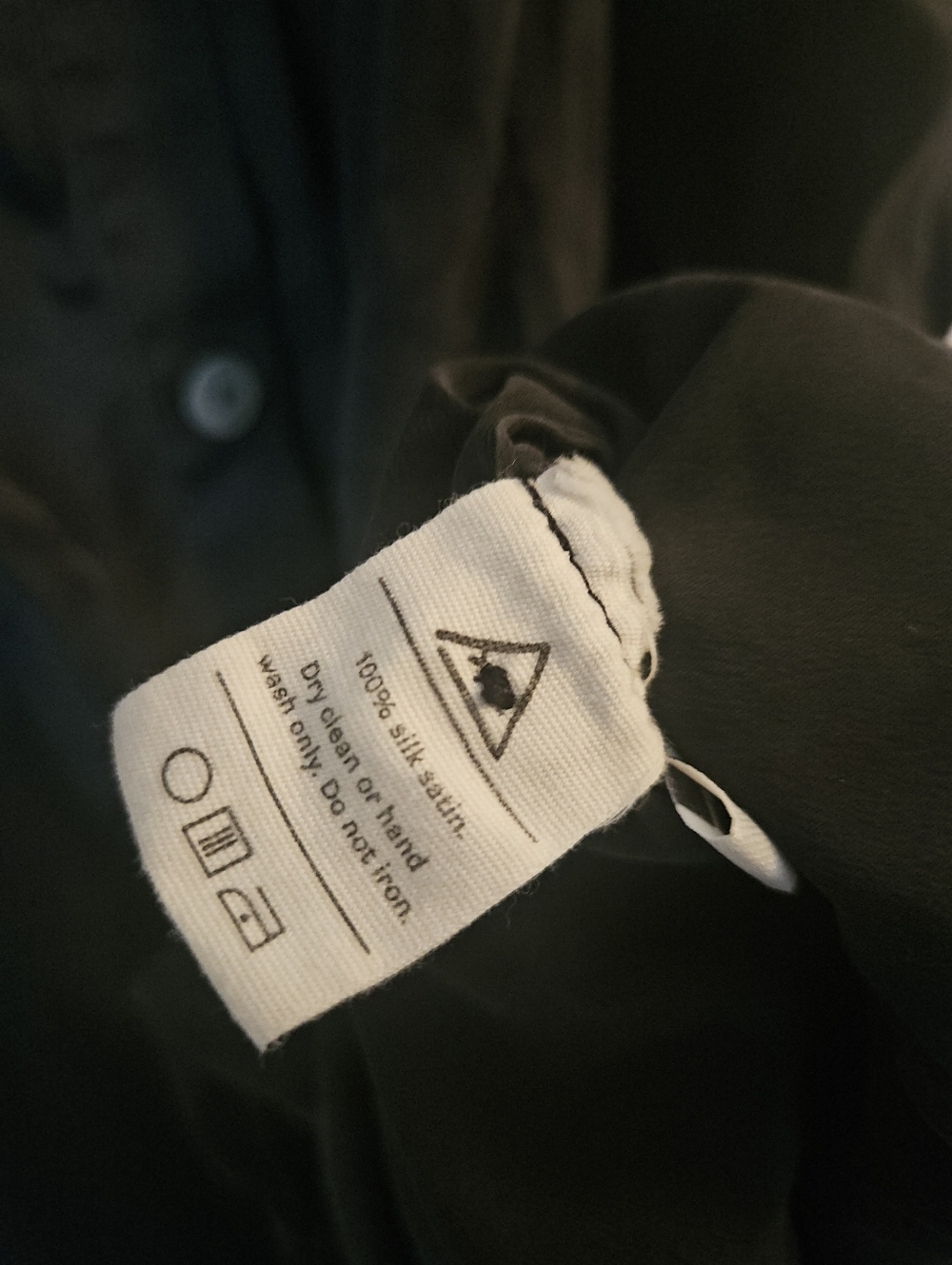 Sleeper 100% silk lounge dress in caviar black - Picture 10 of 10